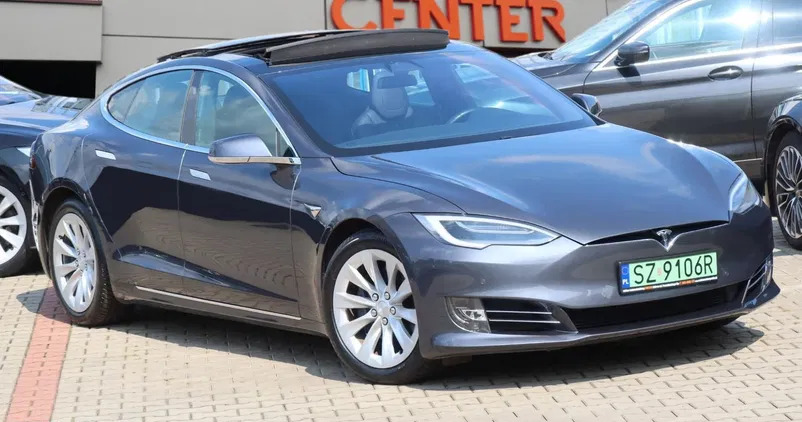 samochody osobowe Tesla Model S cena 168510 przebieg: 151000, rok produkcji 2018 z Tuchola
